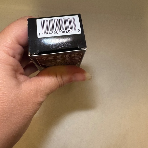 Laura Mercier Tinted Moisturizer Natural Dewy SPF30 6C Brunette 1.5 oz; 06/26 - Picture 5 of 5